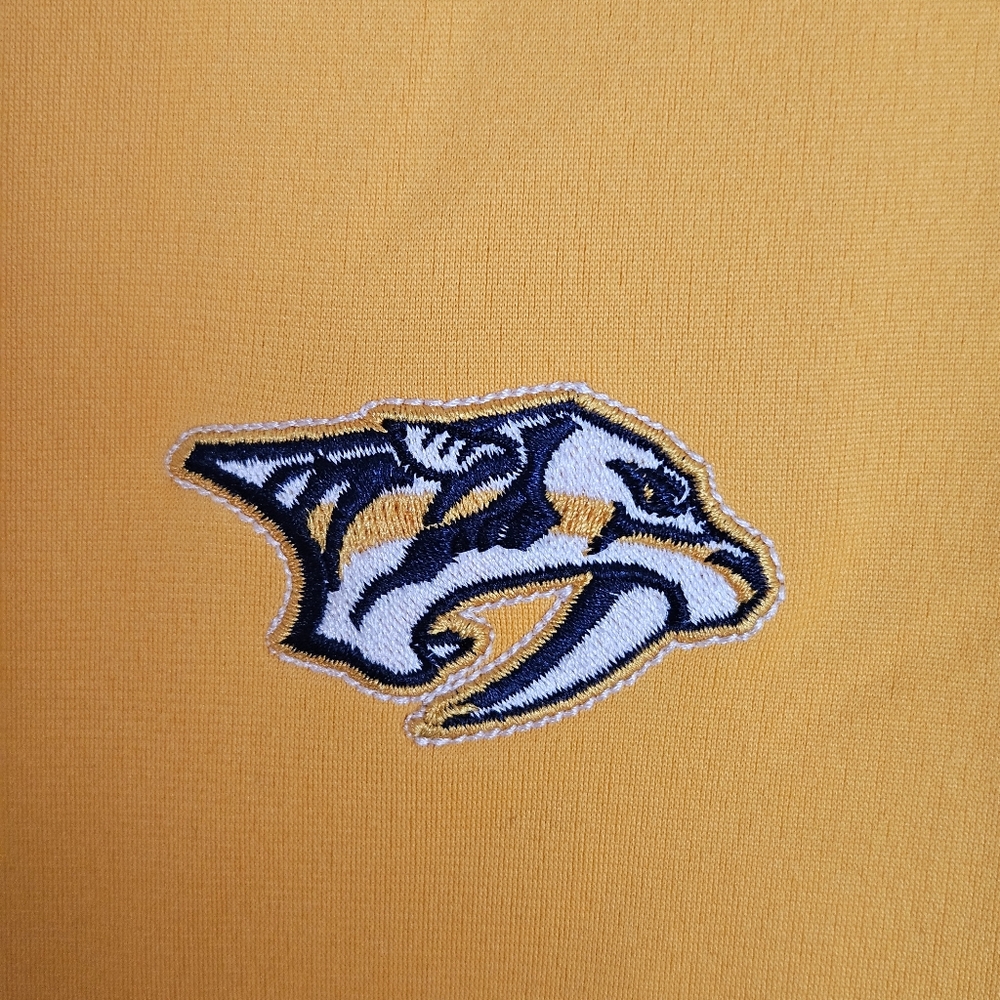 Nashville Predators Pullover